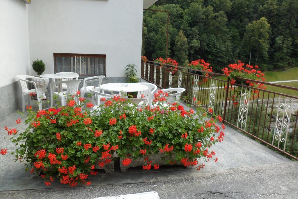 Albergo Ristorante Regina Bognanco Exterior foto